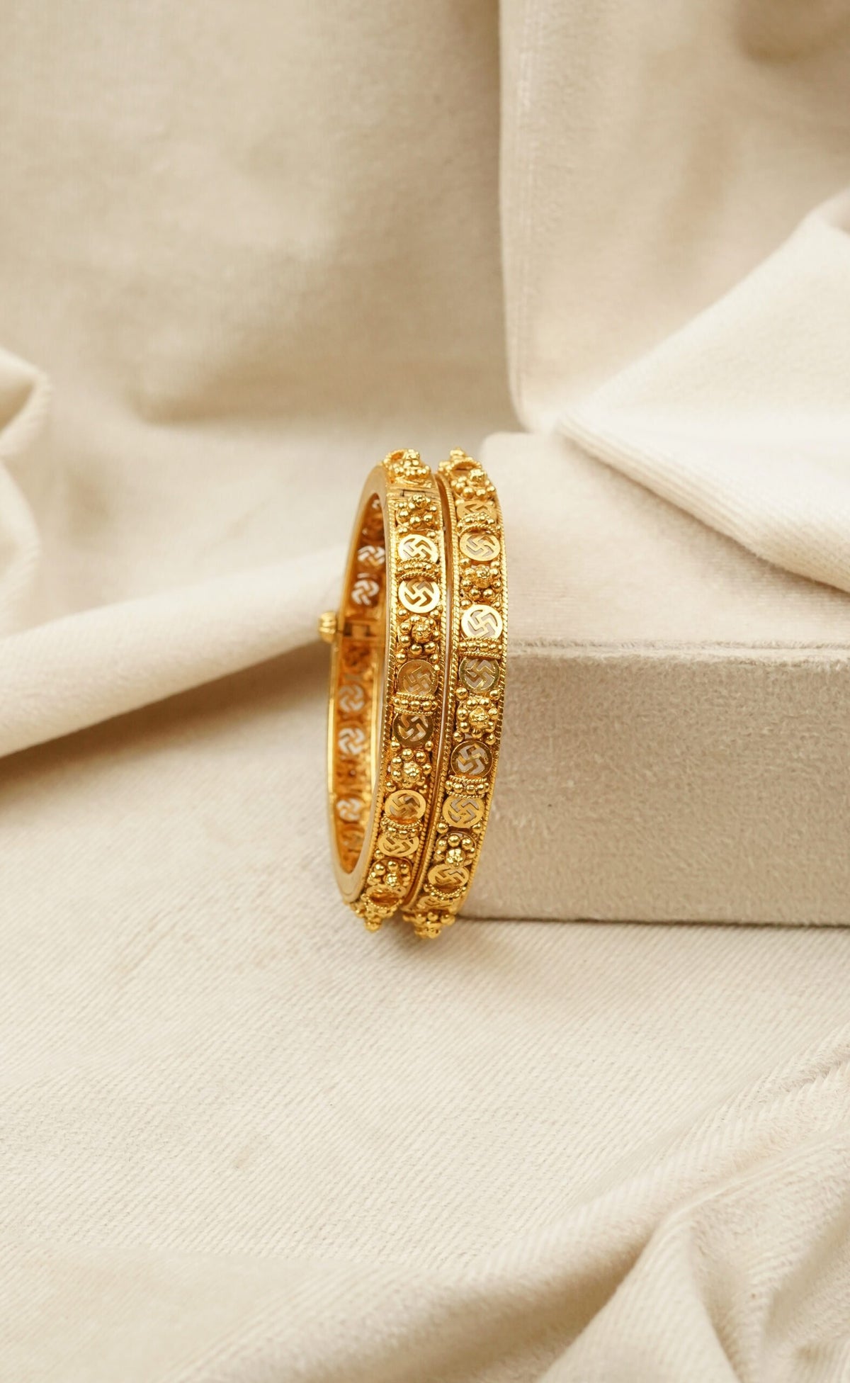 Bangles + Kada