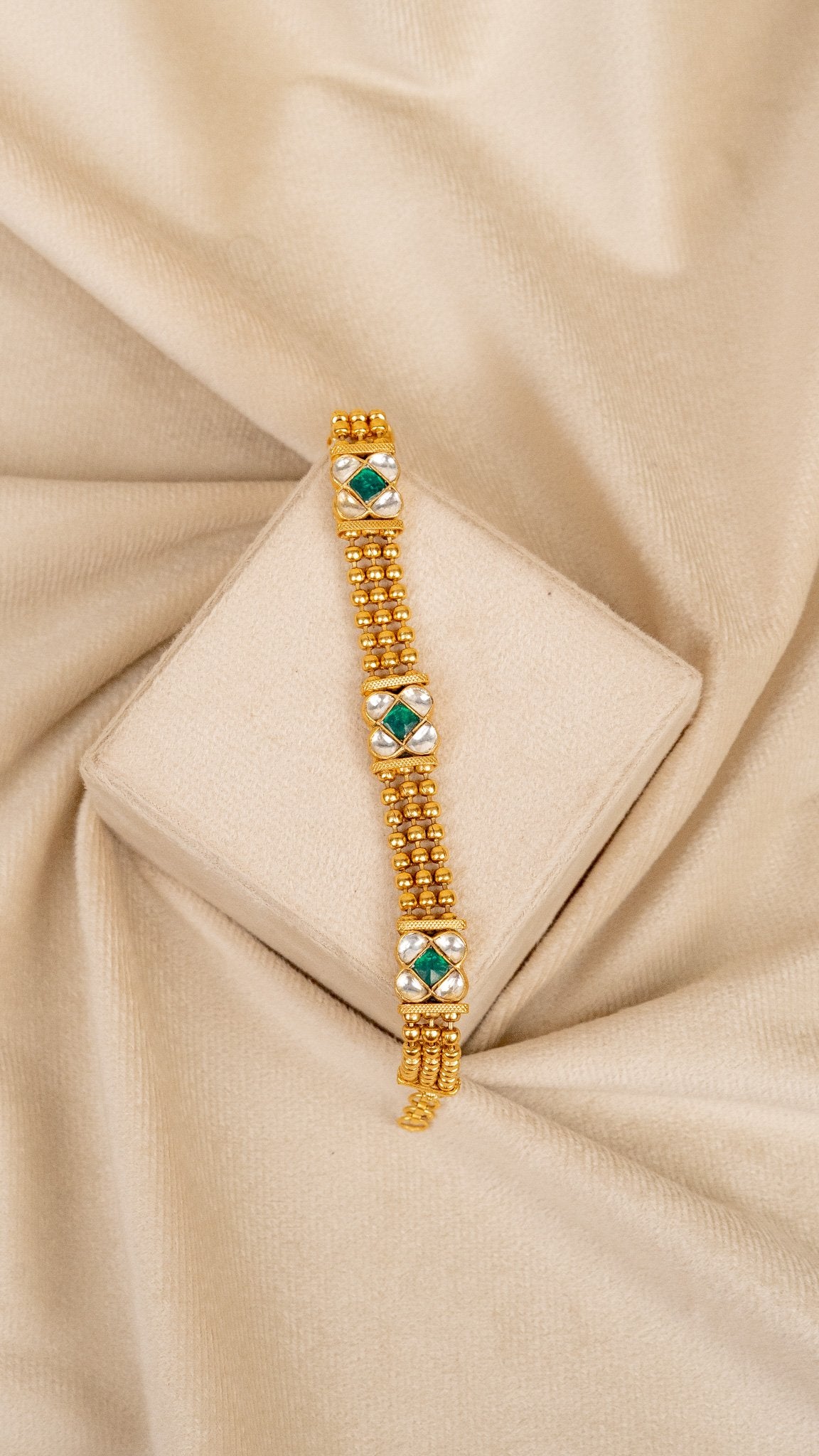 Engraved Gold Disc Bracelet (AN-BR-05-M)