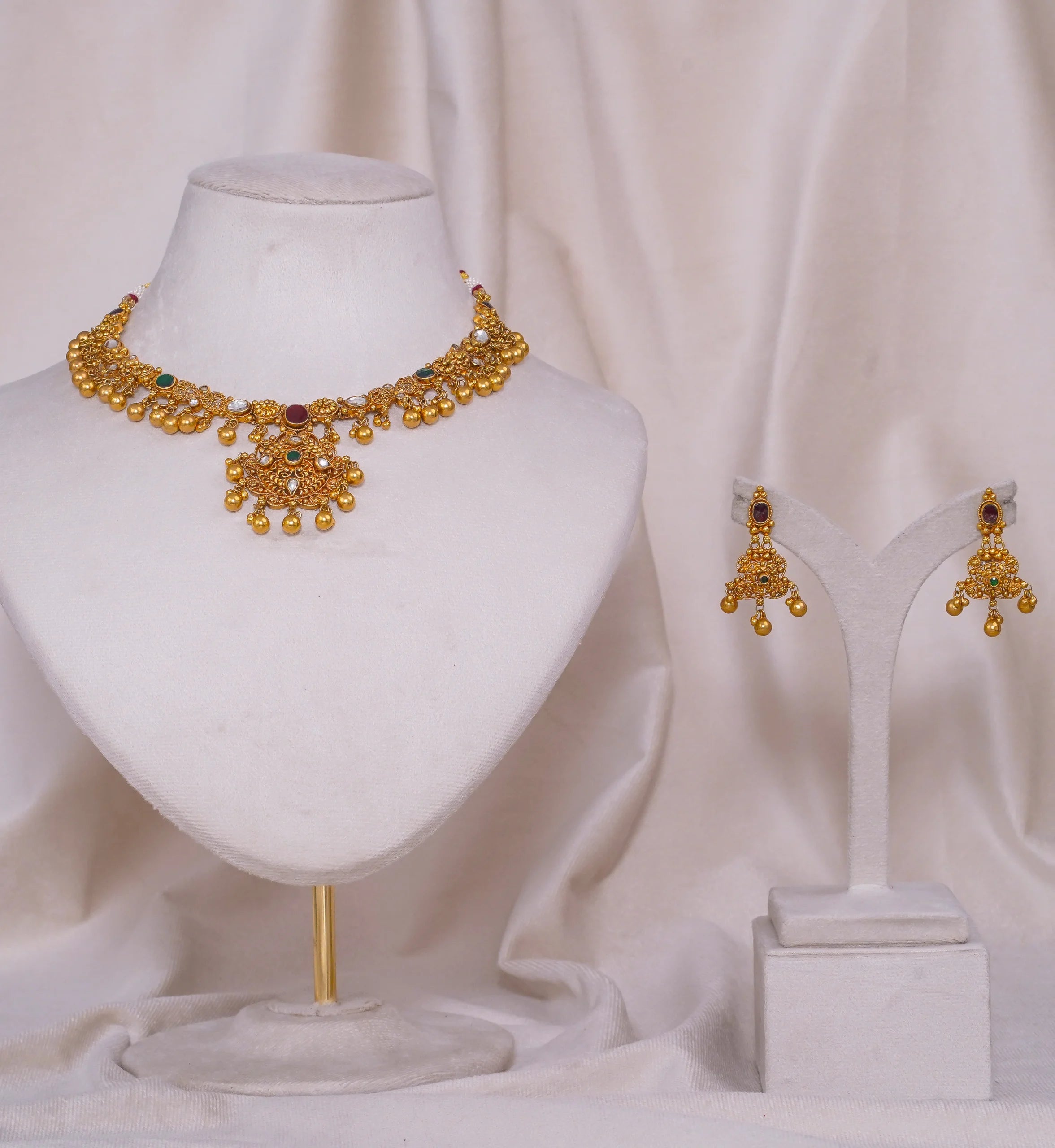 Antique Round Necklace (AN-NK-27-M)