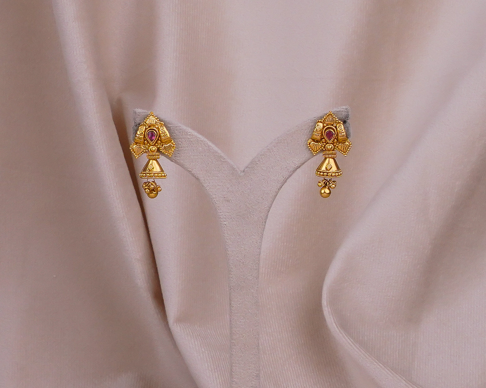 Antique Temple Pendant (AN-PD-12-M)