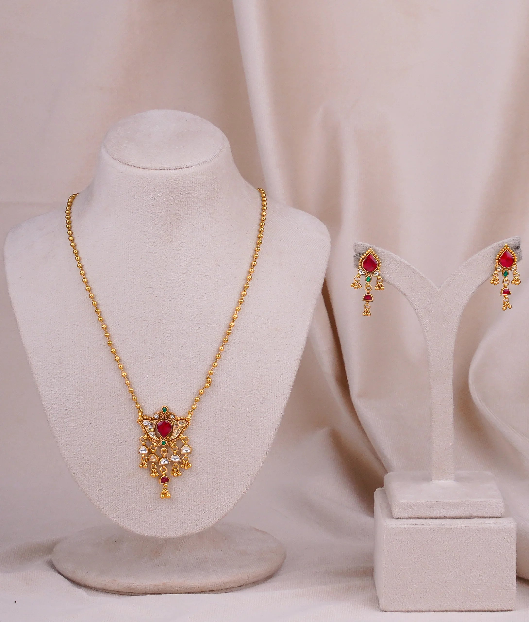 Antique Lotus Pendant (AN-PD-14-M)