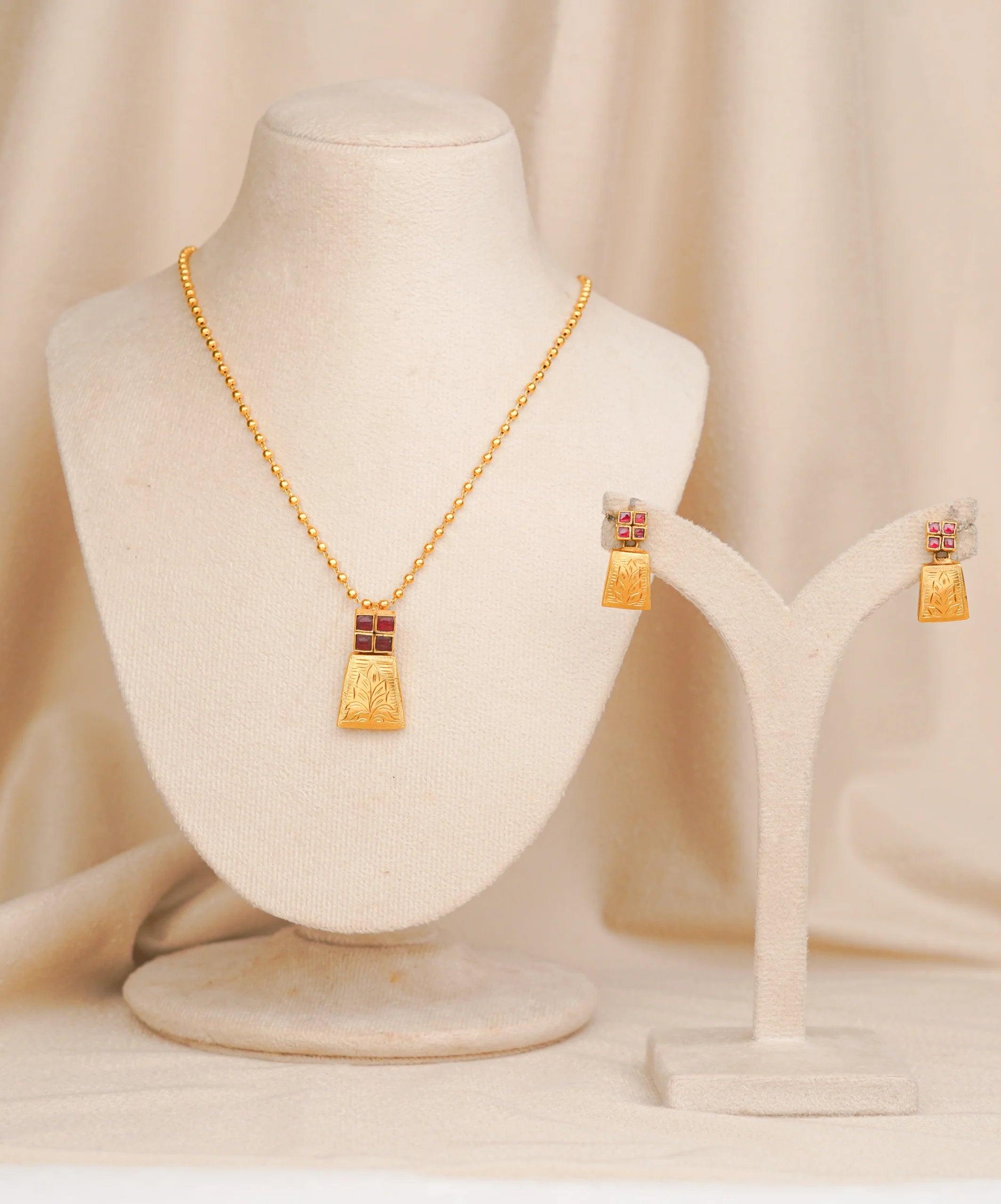 Antique Square Nakshi Pendant(AN-PD-23-G)