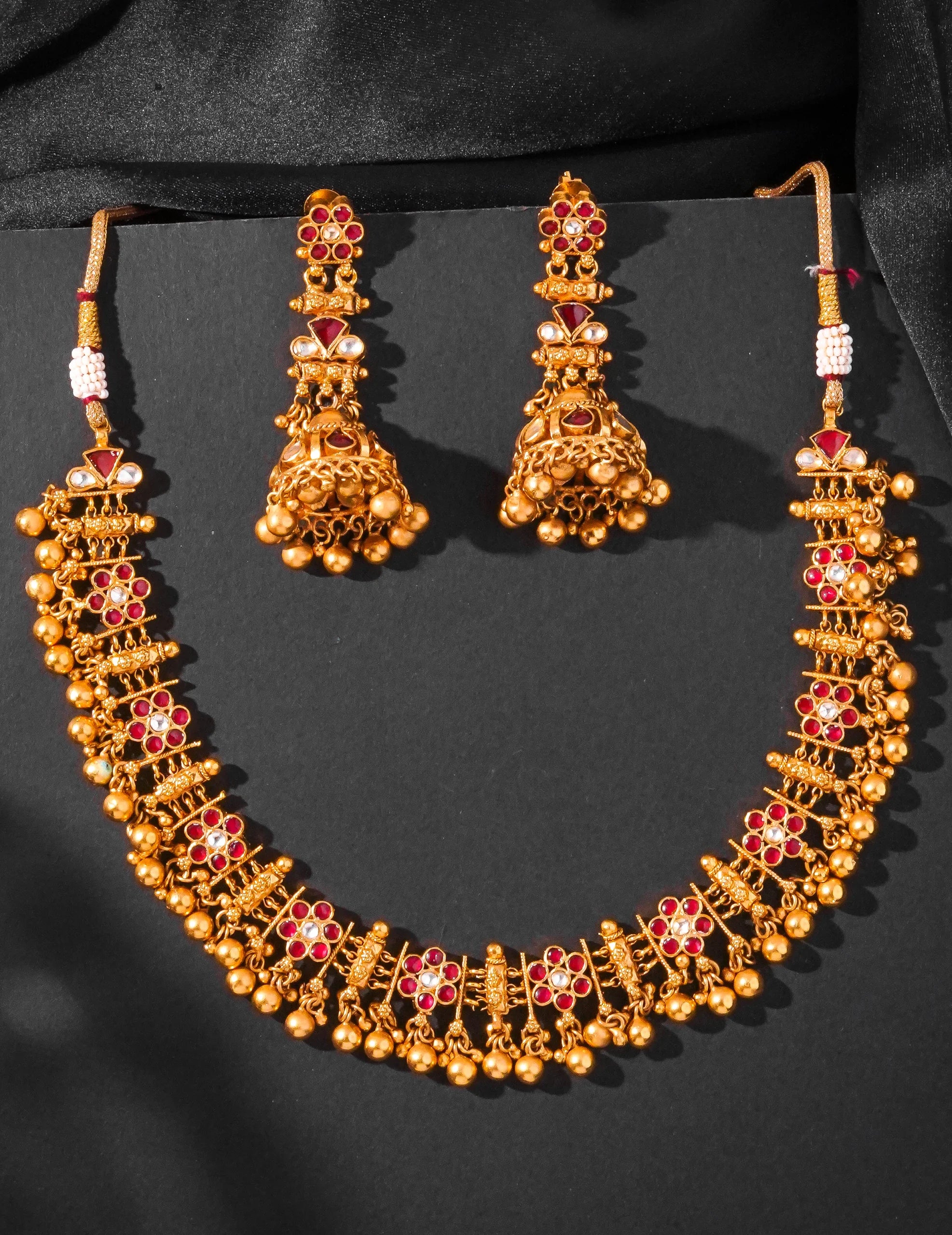 Antique Flower Necklace (AN-NK-26-R)