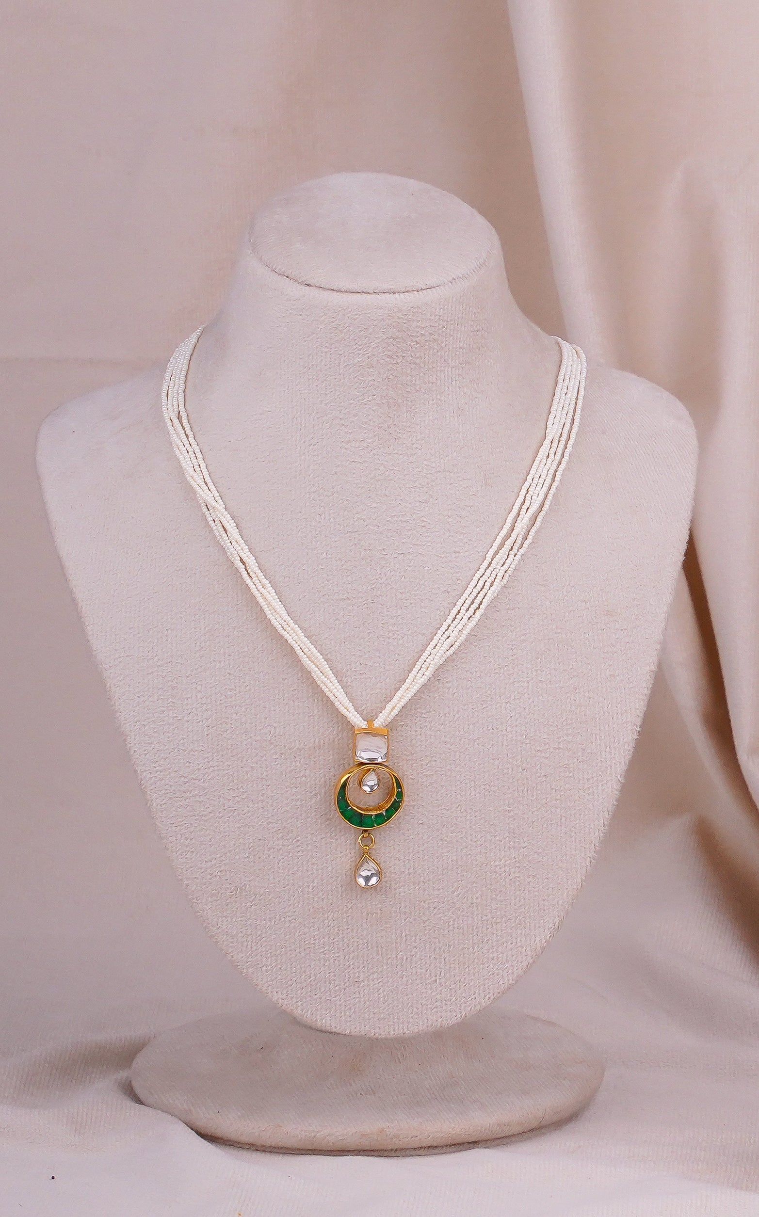 Jadtar Moon Pendant (JA-PD-03-B)