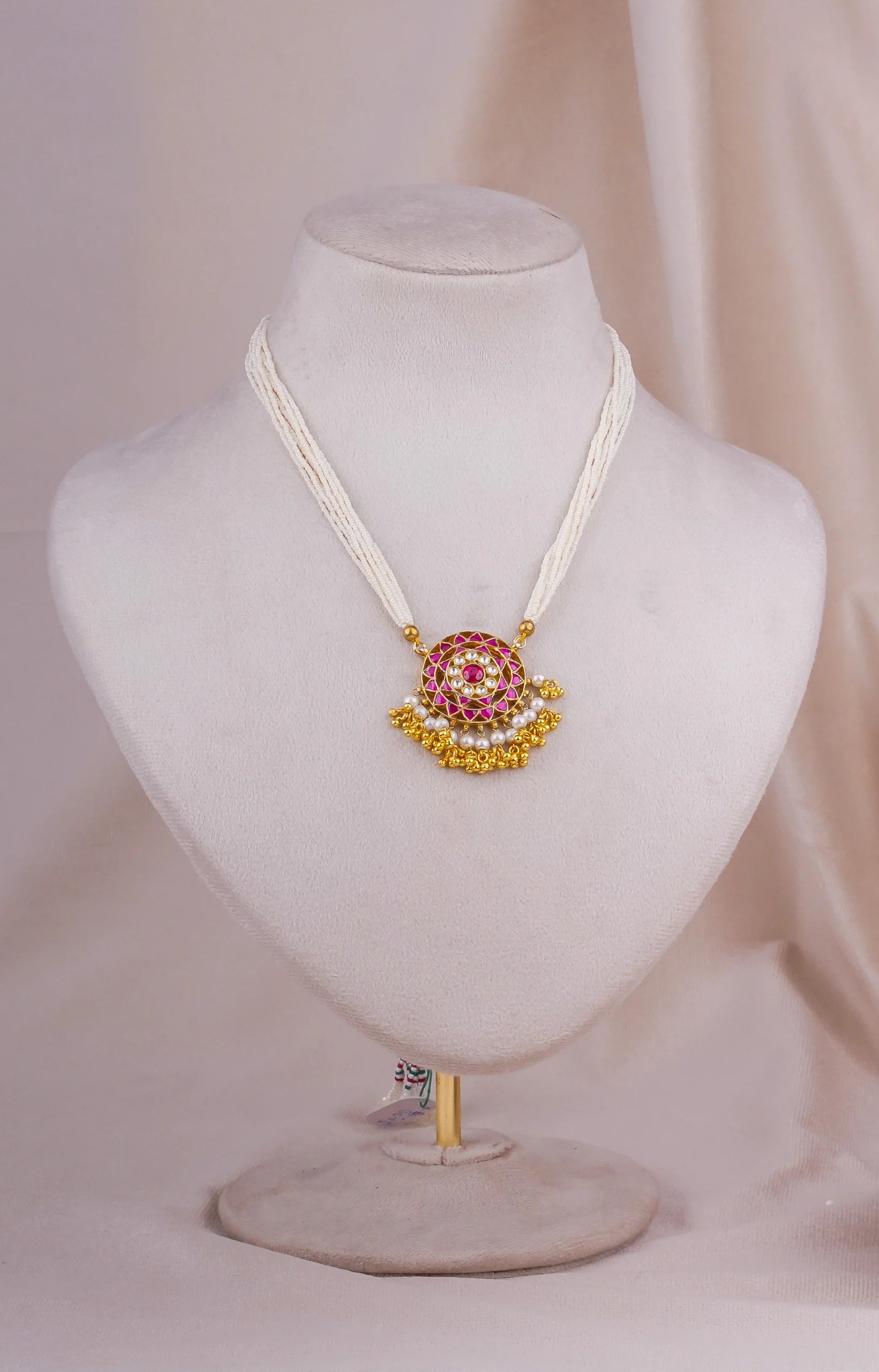 Jadtar Round Pendant(JA-PD-07-B)