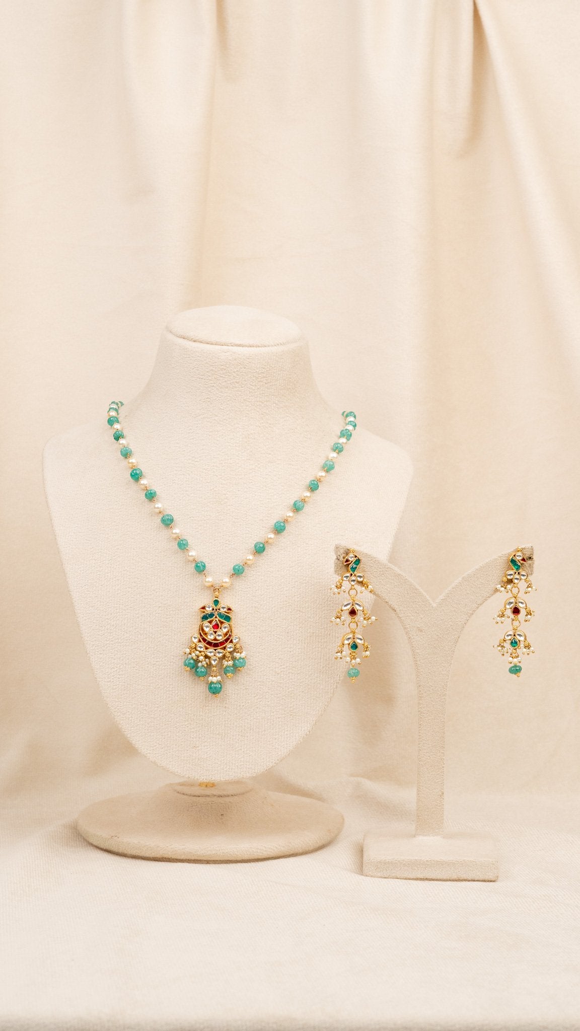 Mint Green Pearl Meena Necklace Set (MO-NK-14)