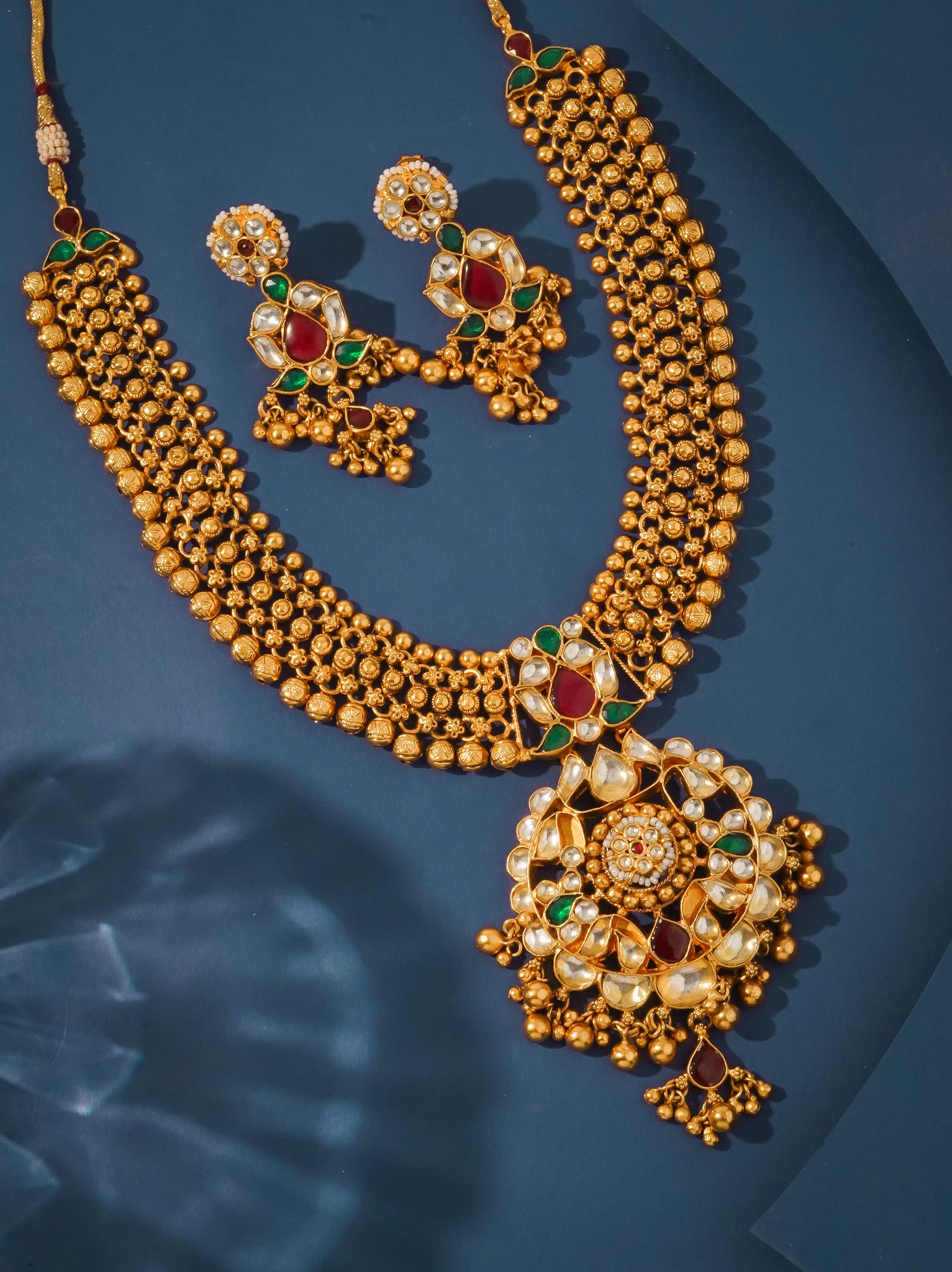 Antique Round Necklace (AN-NK-41-M)