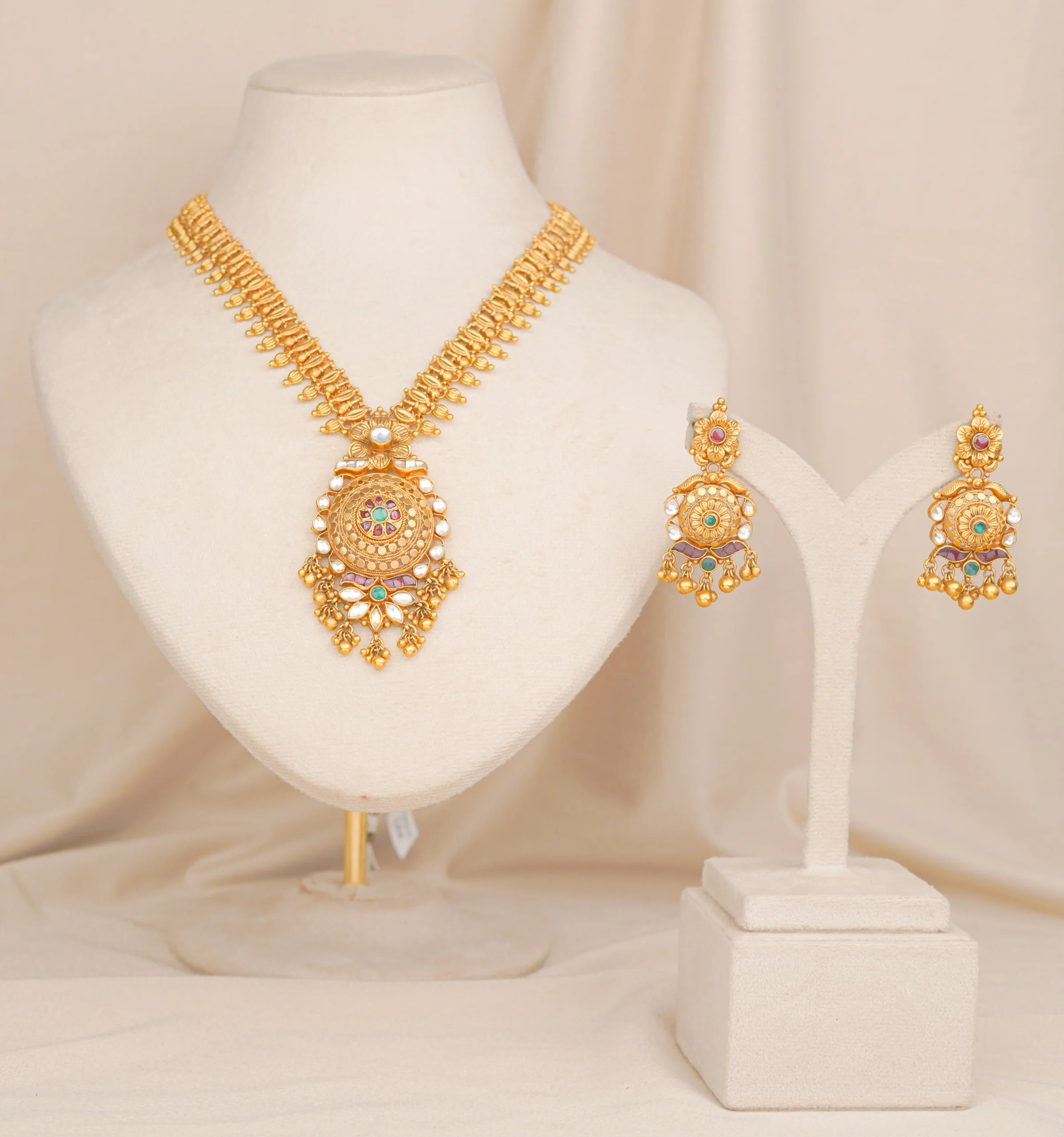 Antique Necklace (AN-NK-48-M)