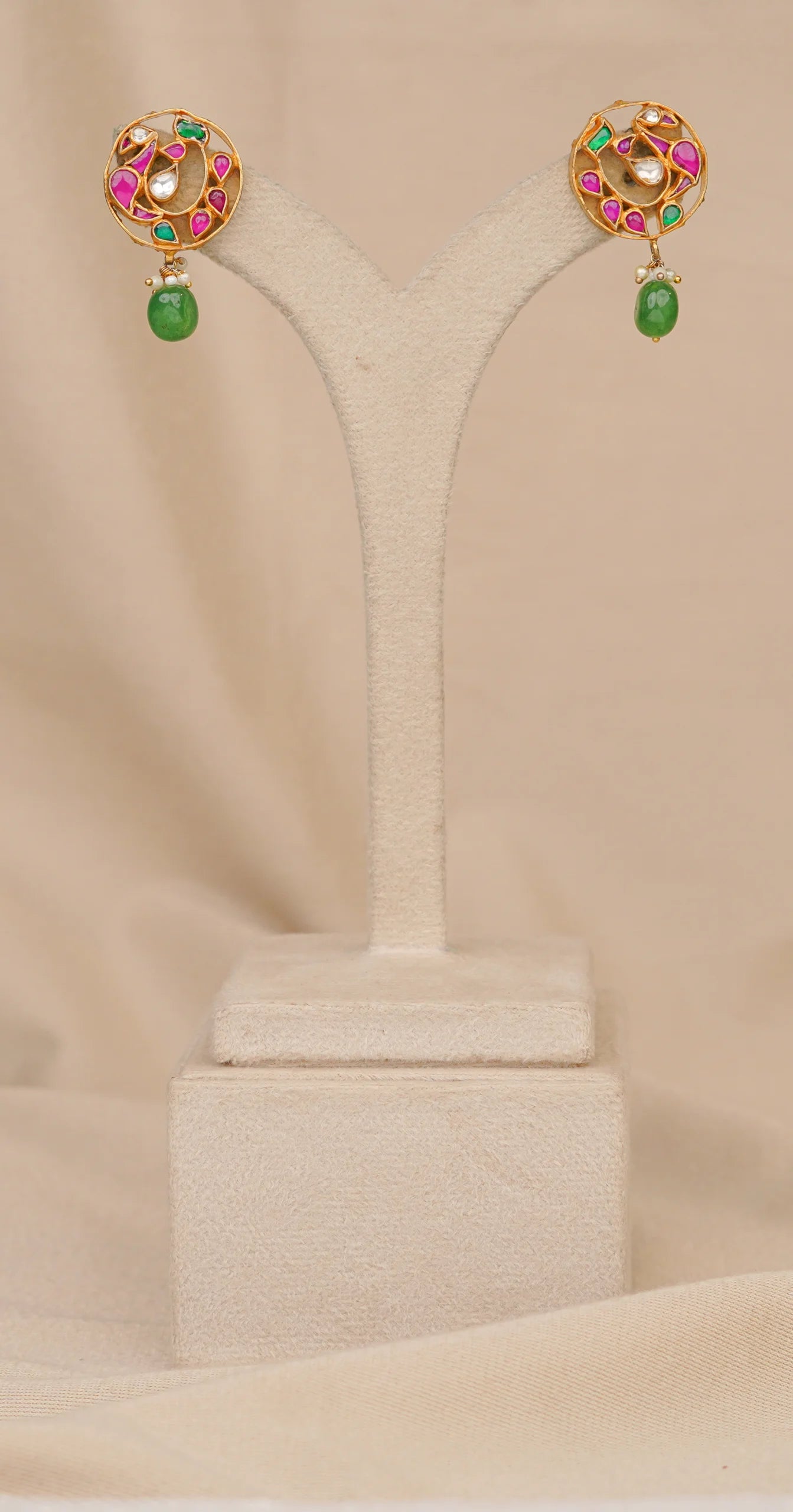 Jadtar Round Pendant (JA-PD-02-M)