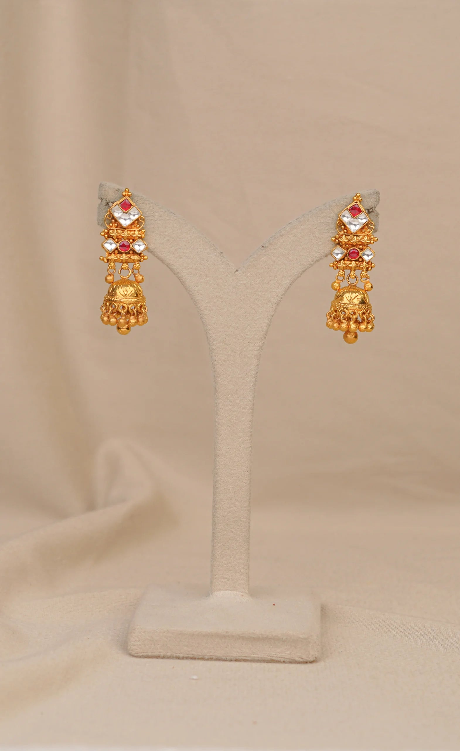Antique Triangle Necklace (AN-NK-62)