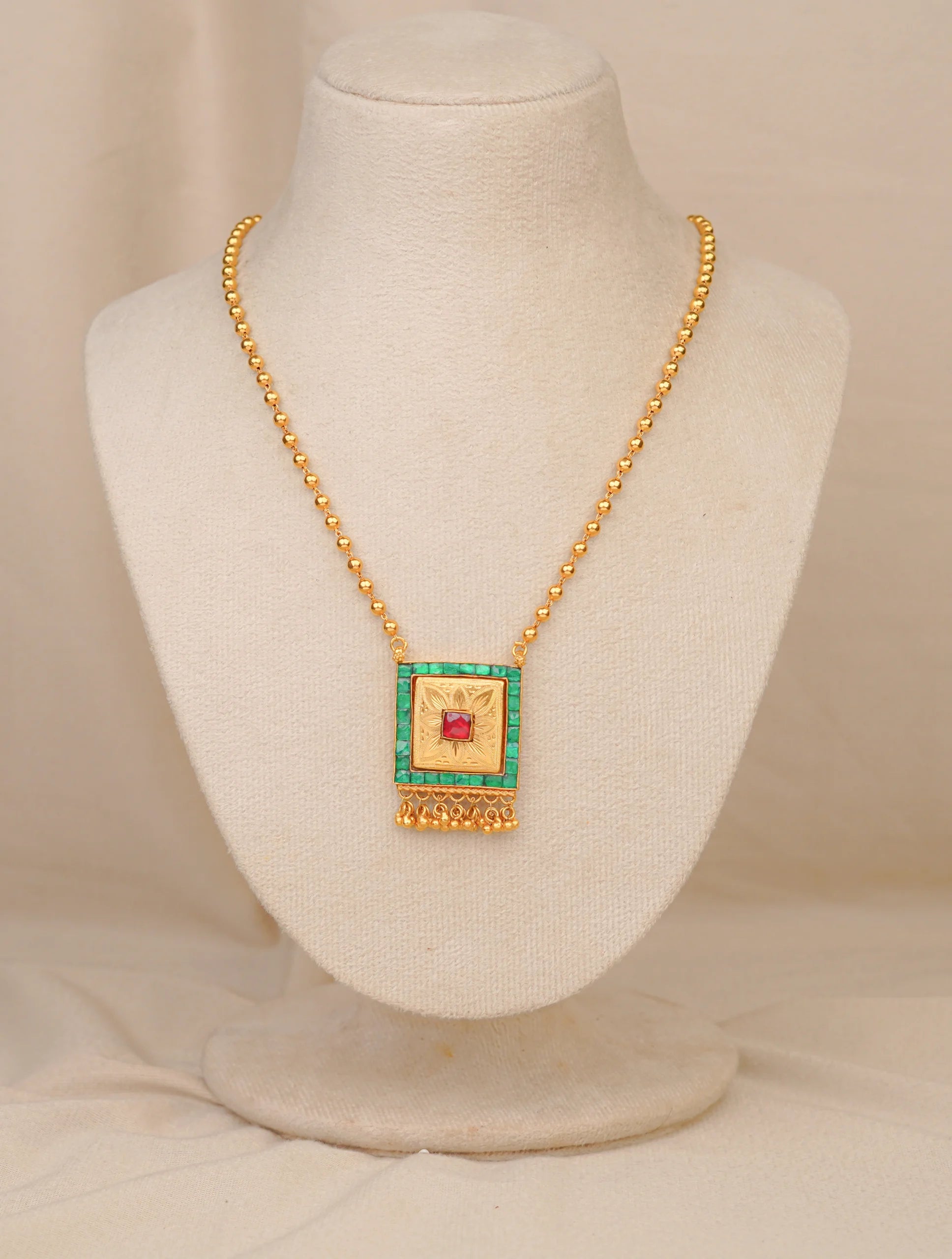 Antique Sqaure Pendant (AN-PD-17-M)