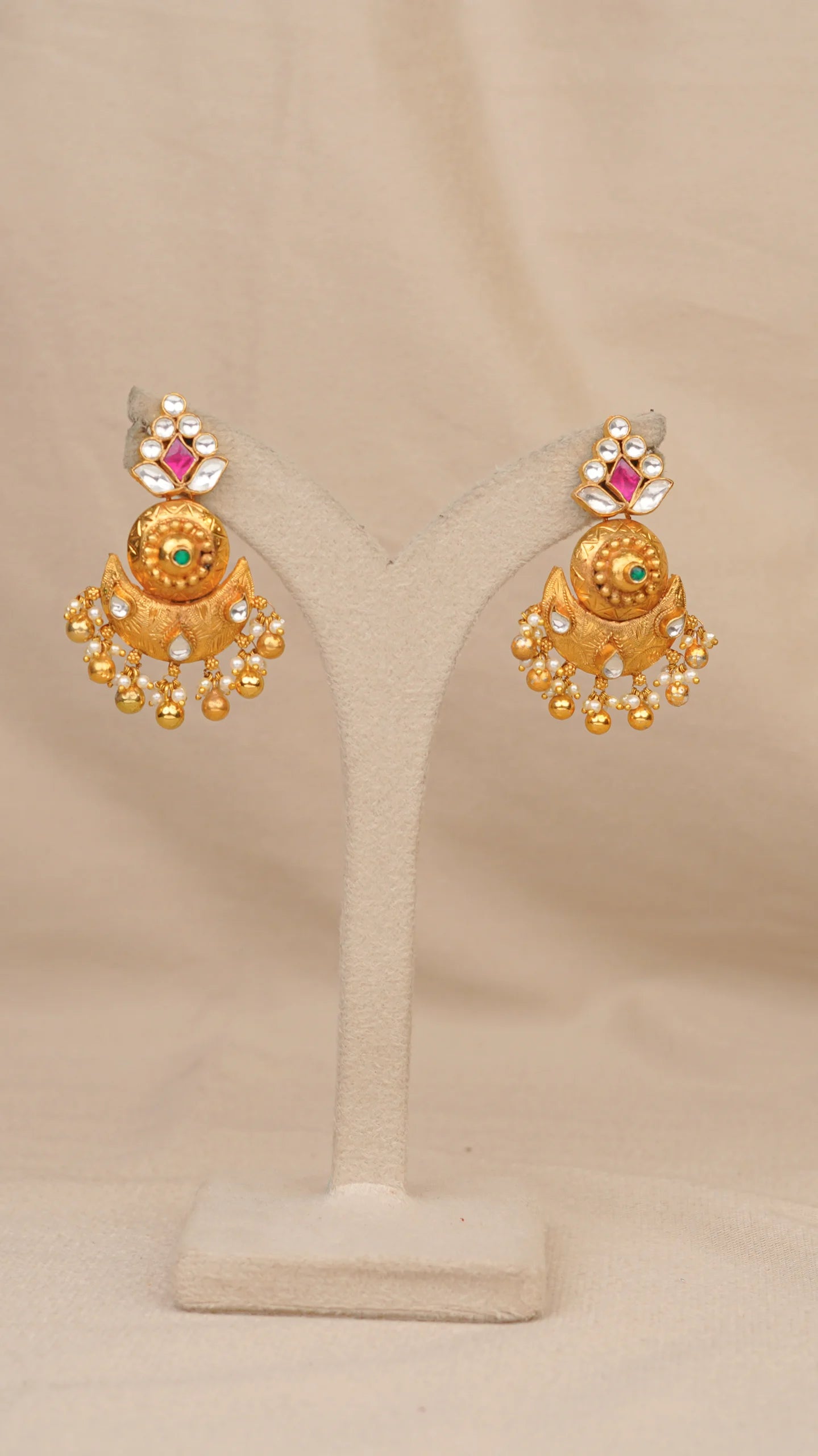 Antique Nakshi Gol Pendant(AN-PD-28)