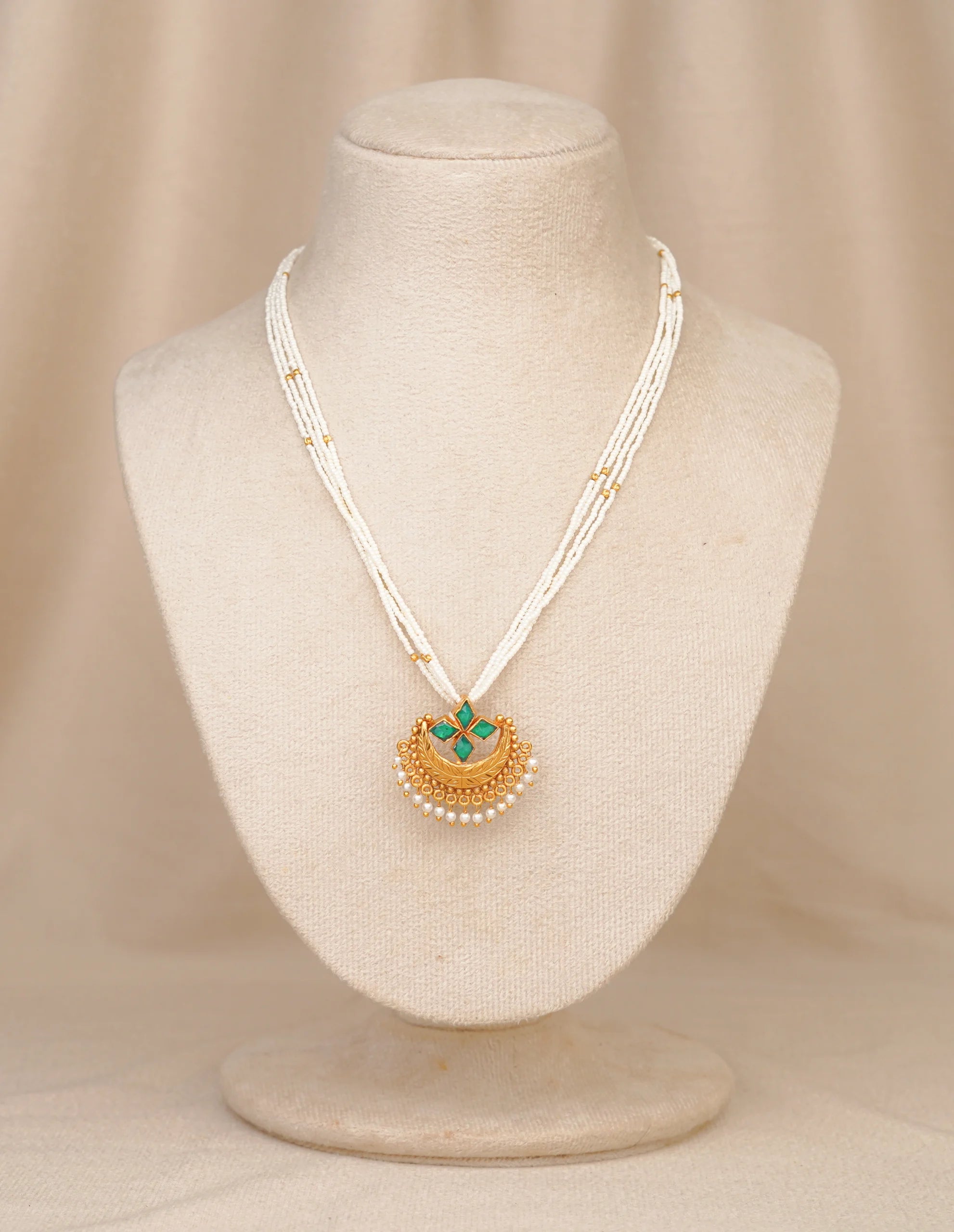 Antique Moon Pendant (AN-PD-15-G)