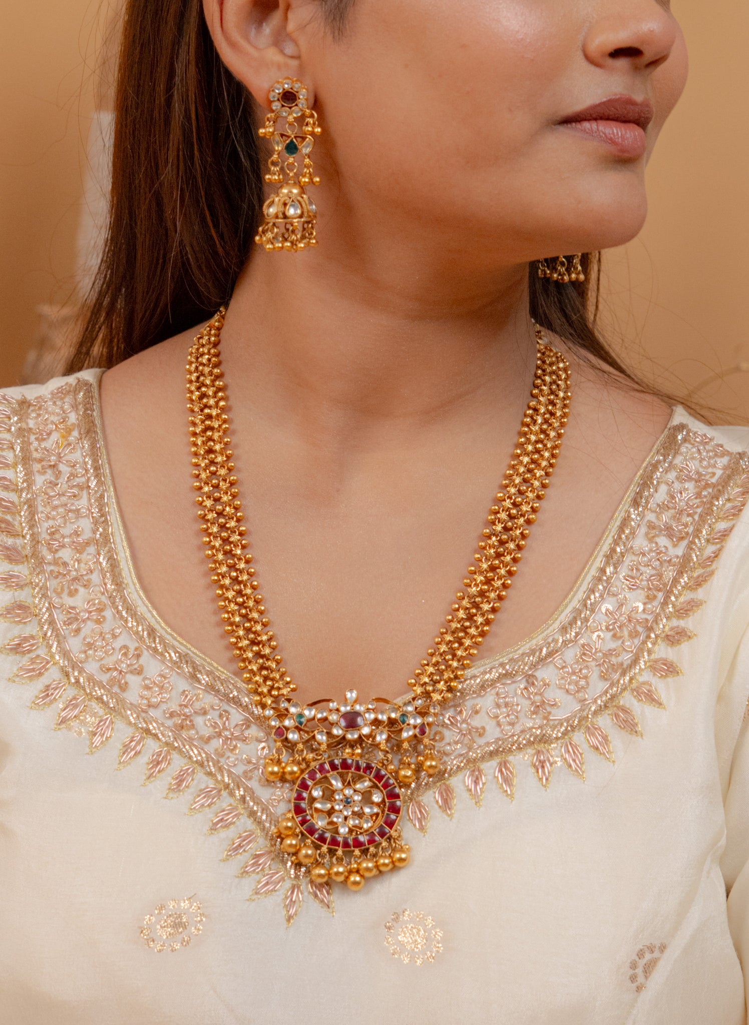 Antique Round Necklace (AN-NK-42-M)