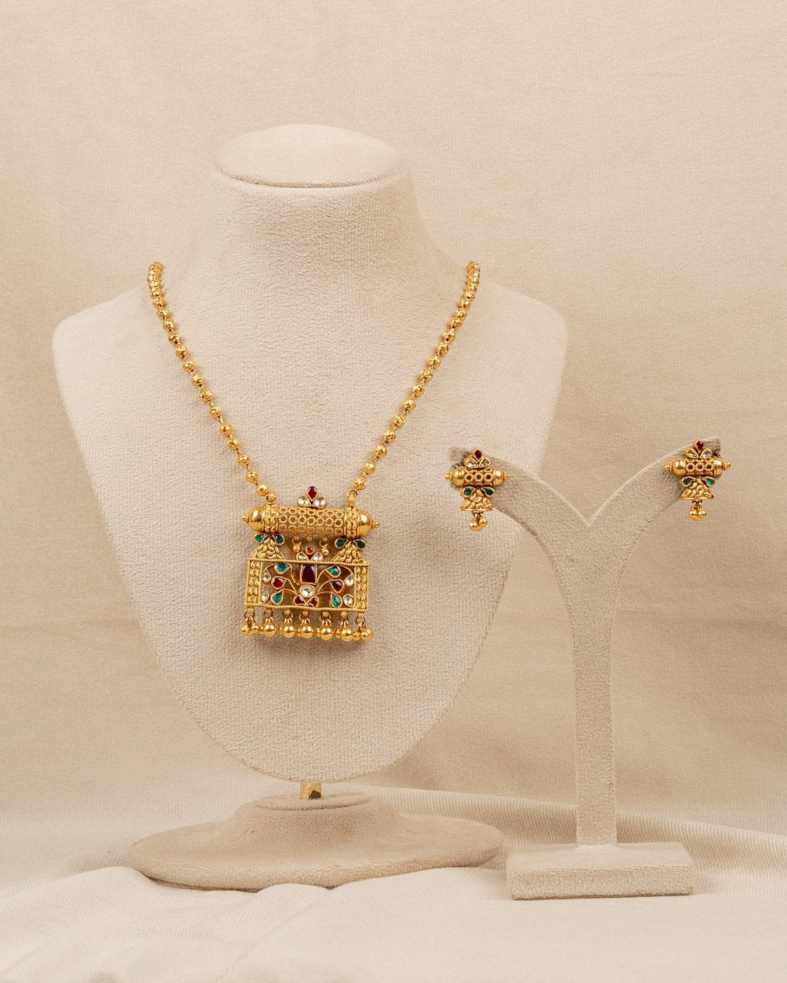 Antique Kundan Pendant Set – antique kundan pendant set in 1 gram gold forming by Dev Jewellers, view 1
