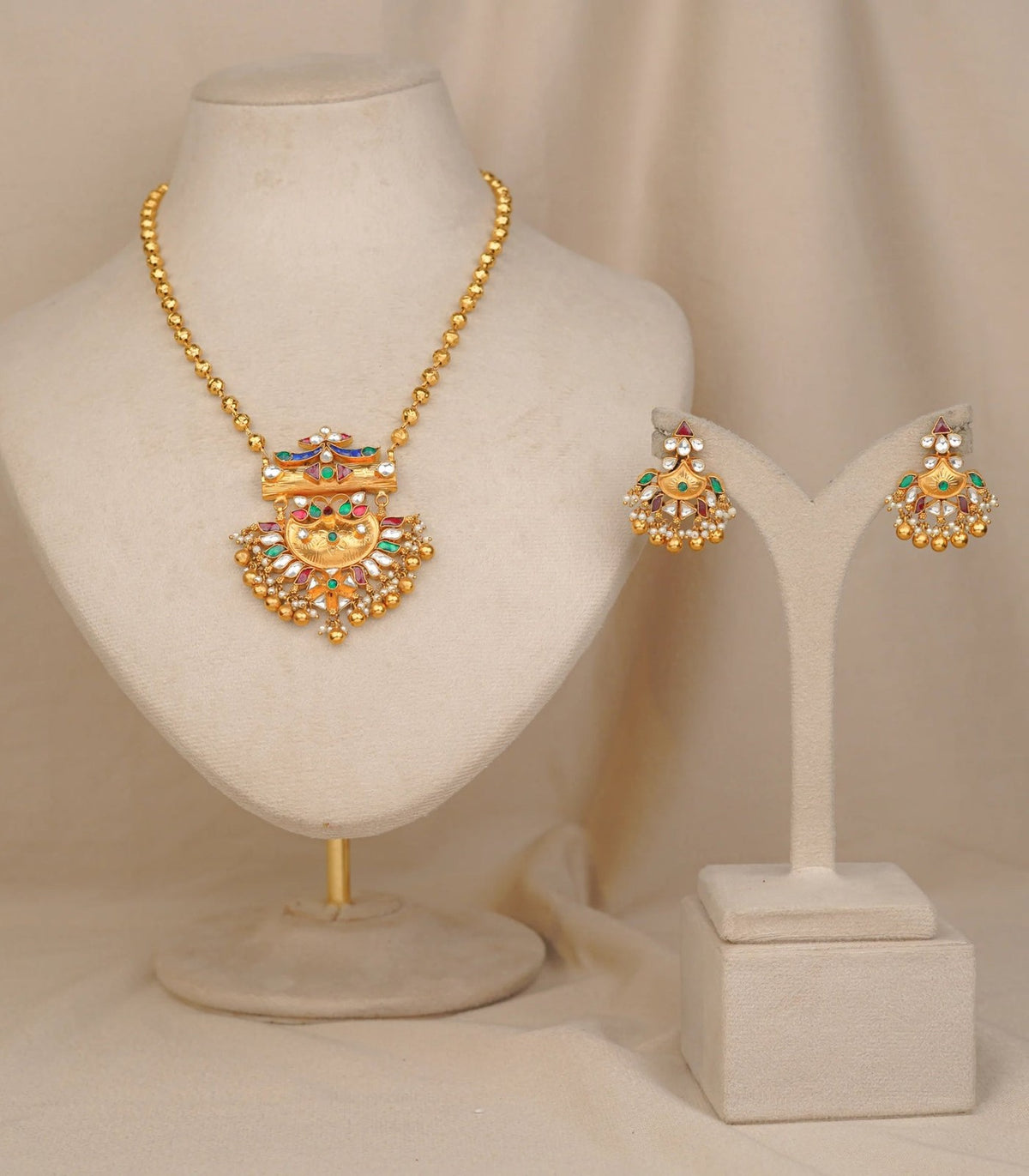 Antique Nakshi Pan Pendant - antique kundan pendant in 1 gram gold forming by Dev Jewellers, view 1