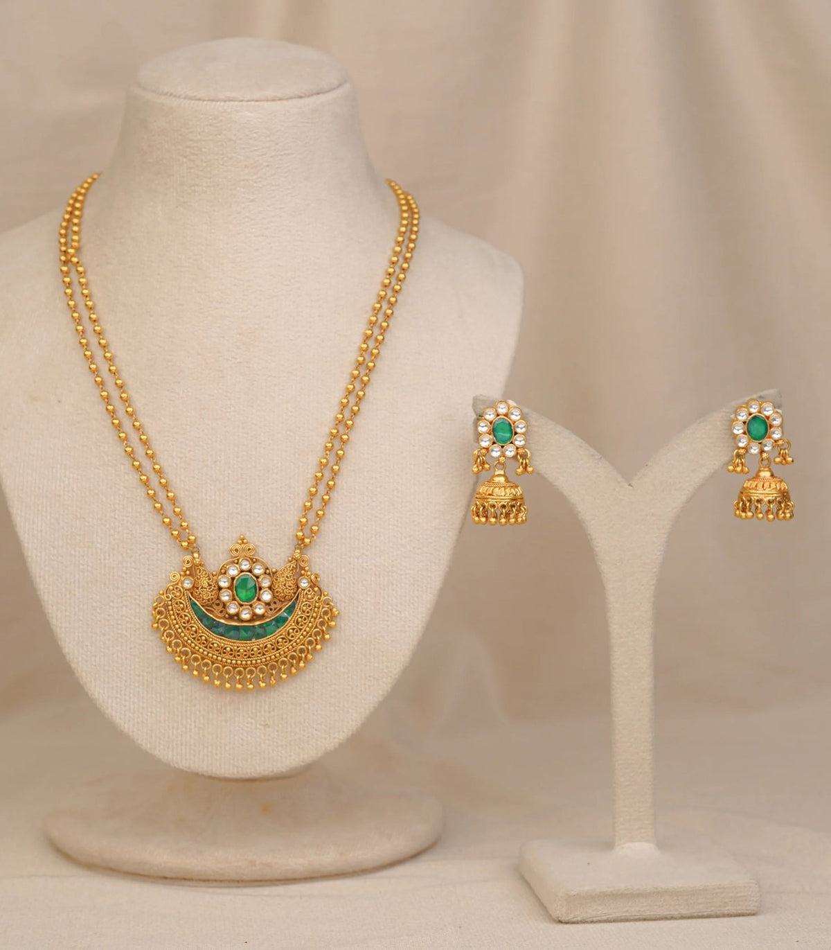Antique Chand Pendant - antique kundan pendant in 1 gram gold forming by Dev Jewellers, view 1