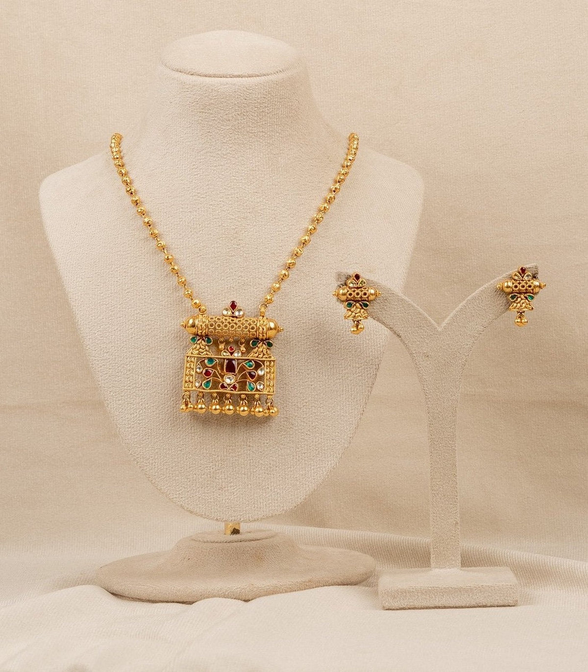 Antique Kundan Pendant Set - antique kundan pendant set in 1 gram gold forming by Dev Jewellers, view 1