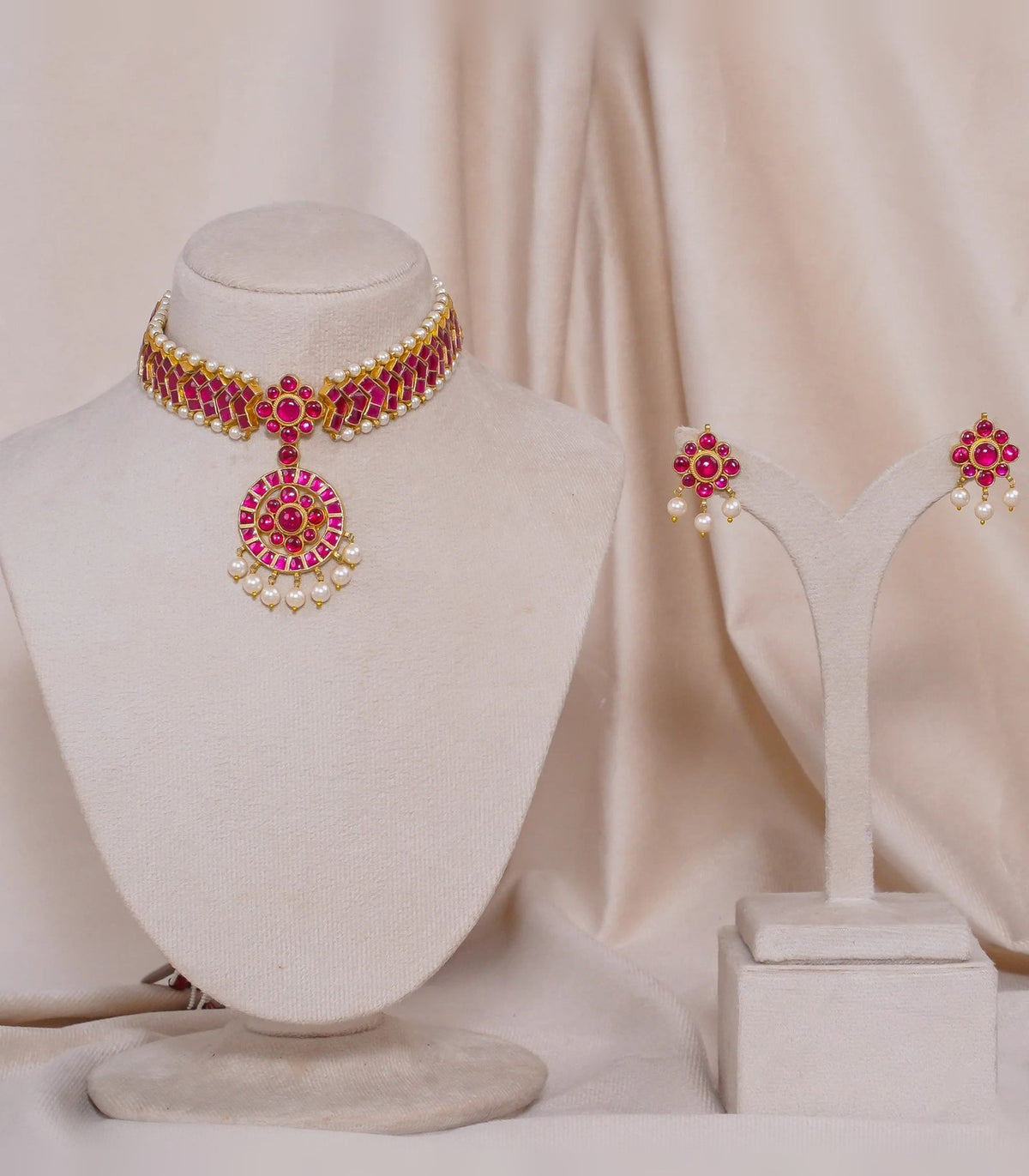 Jadtar Round Necklace - jadtar kundan necklace in 1 gram gold forming by Dev Jewellers, view 1
