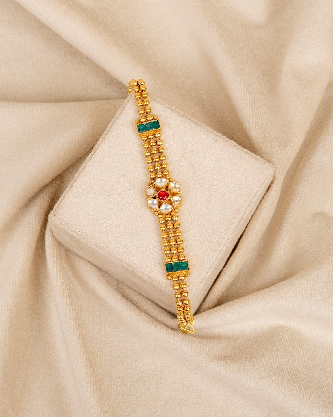 Emerald Cluster Kundan Bracelet – antique kundan bracelet in 1 gram gold forming by Dev Jewellers, view 1