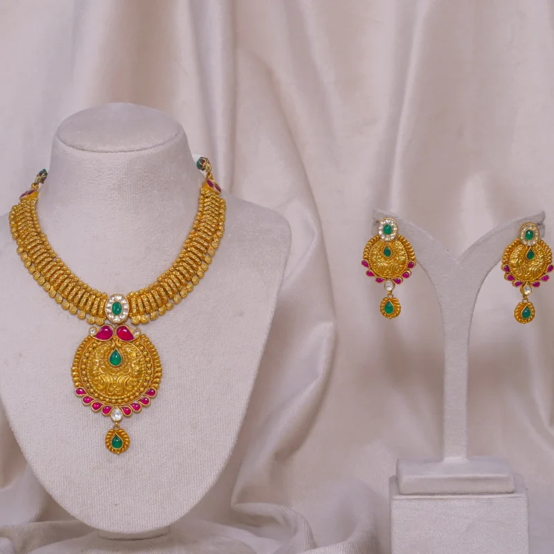 Antique Chitro Necklace (AN-NK-02-R)