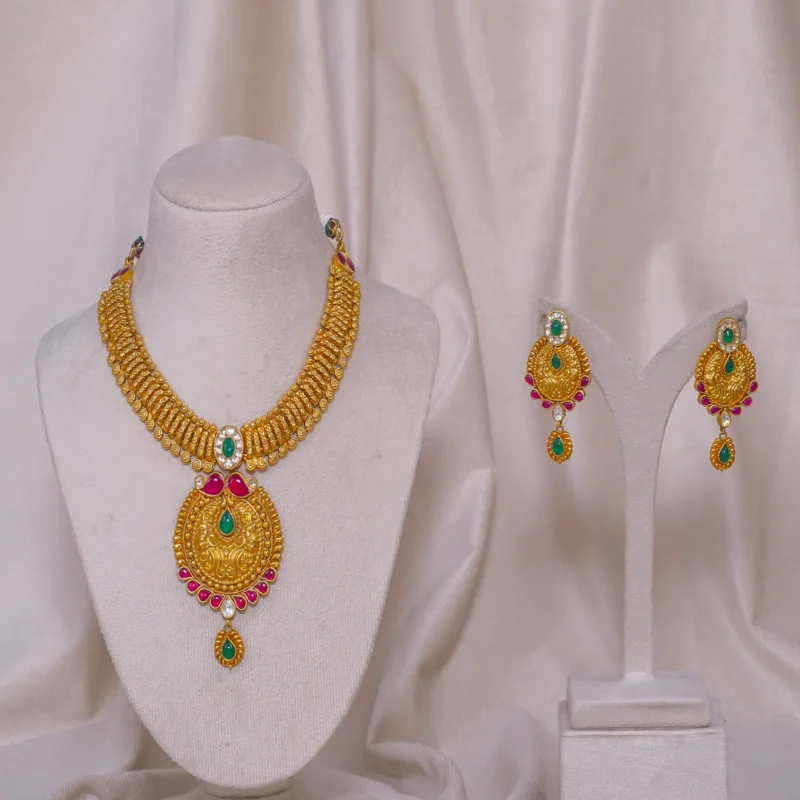 Antique Chitro Necklace (AN-NK-02-R)