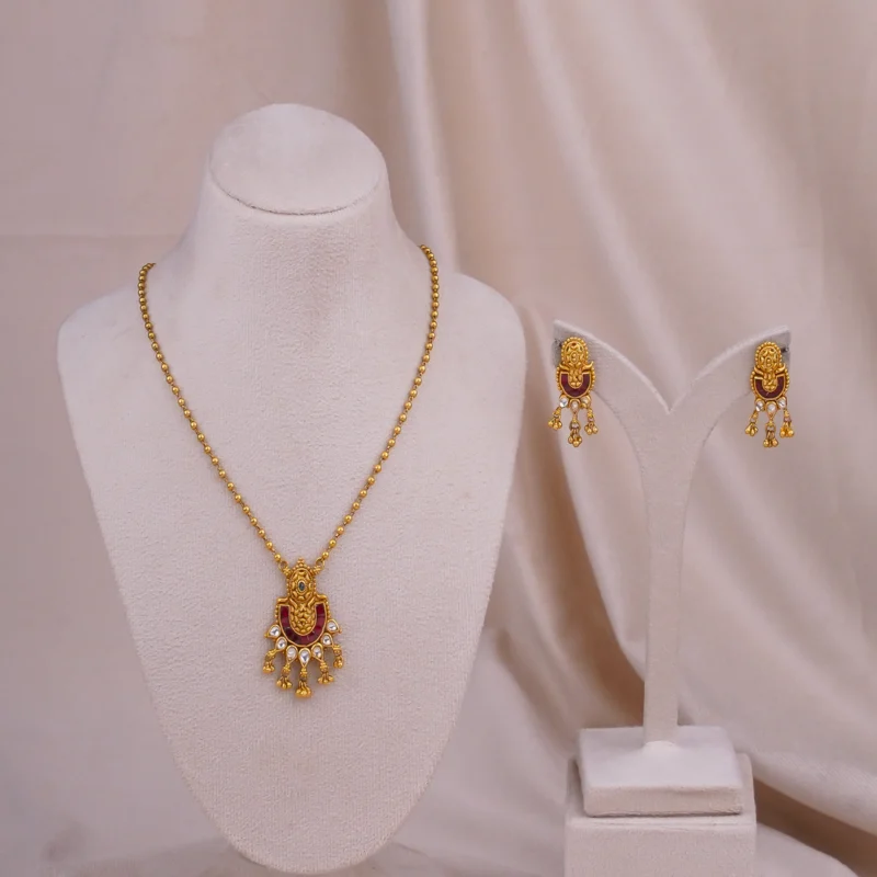 Antique U Pendant (AN-PD-05-M)
