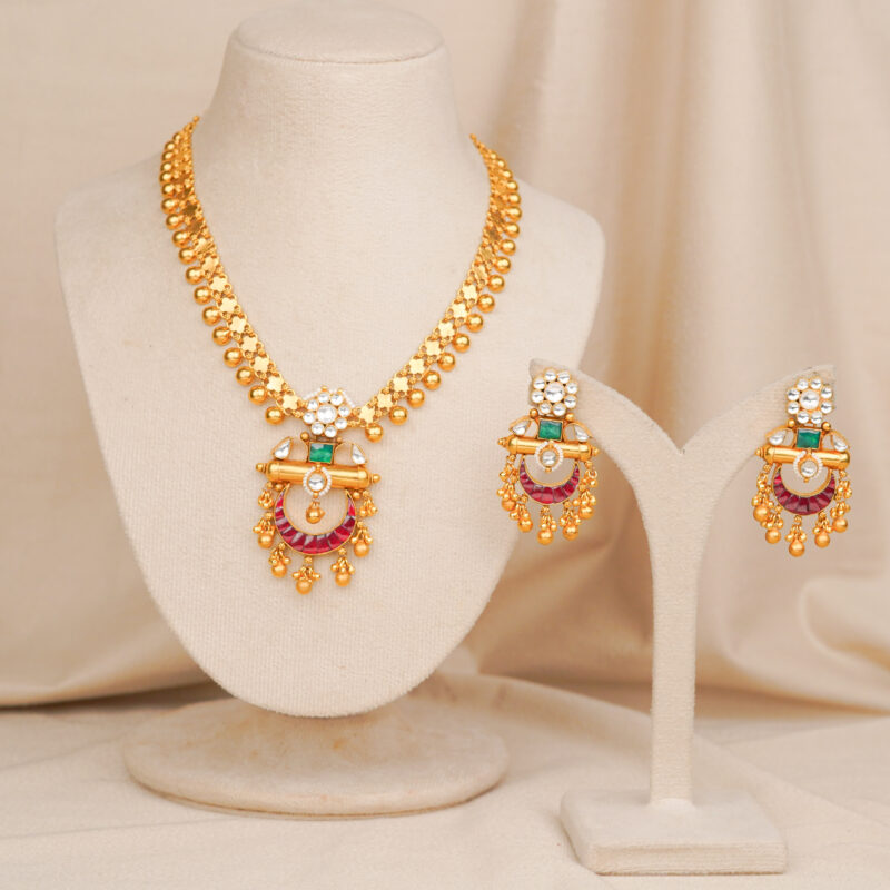 Antique Half Moon Necklace(AN-NK-51-M)