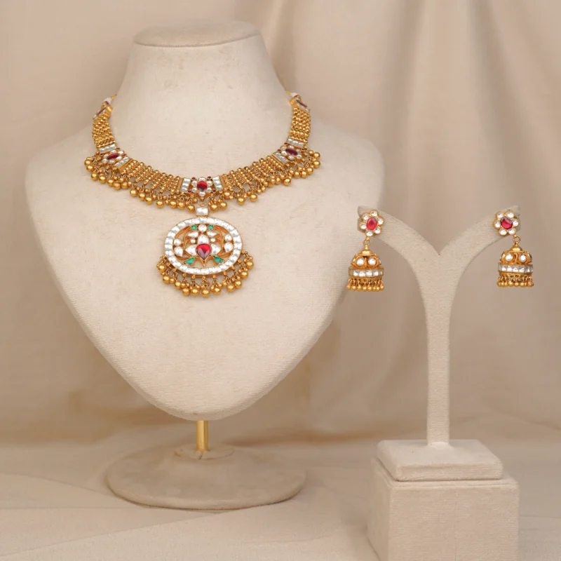 Antique Round Necklace  (AN-NK-52-M)