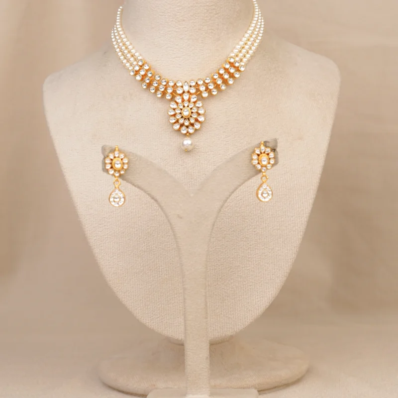 Moti White Necklace (MO-NK-13-W)