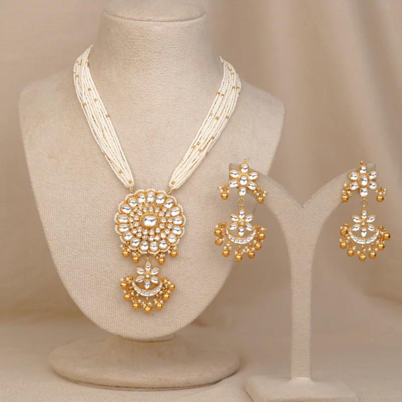 Moti Flower Necklace(MO-NK-12)