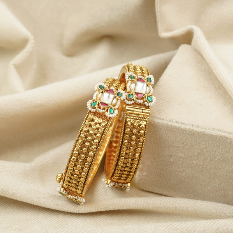 Antique Kundan Square Bangles (AN-BA-04-M)